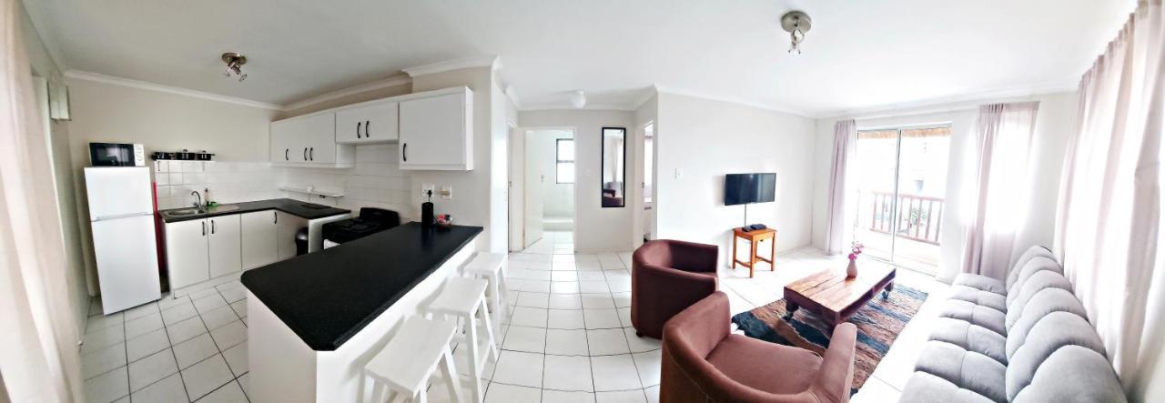 Broadway Self Catering Apartments ダーバンヴィル エクステリア 写真
